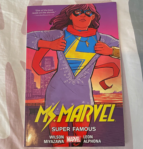 Marvel super - ms.,